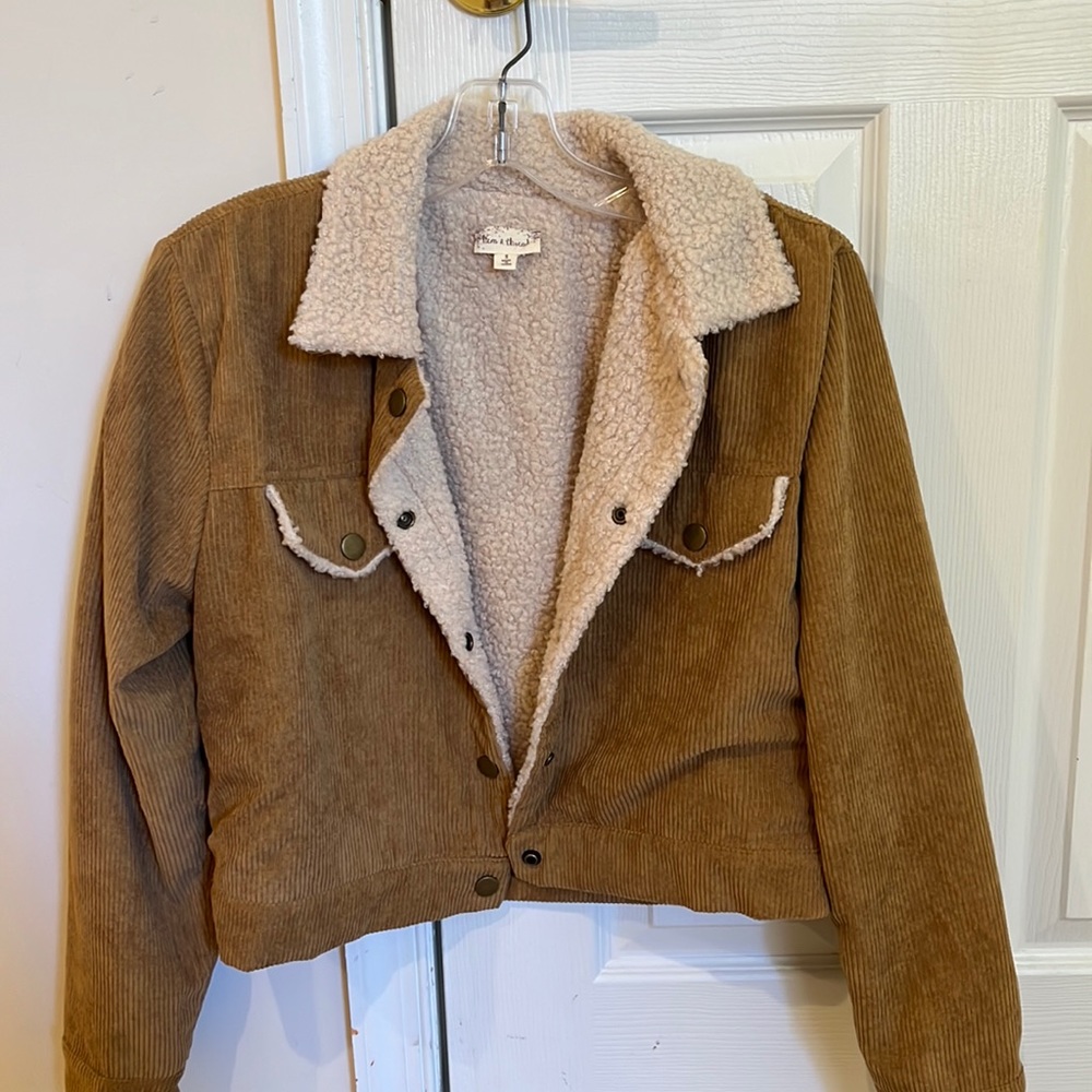 Cozy semi crop jacket